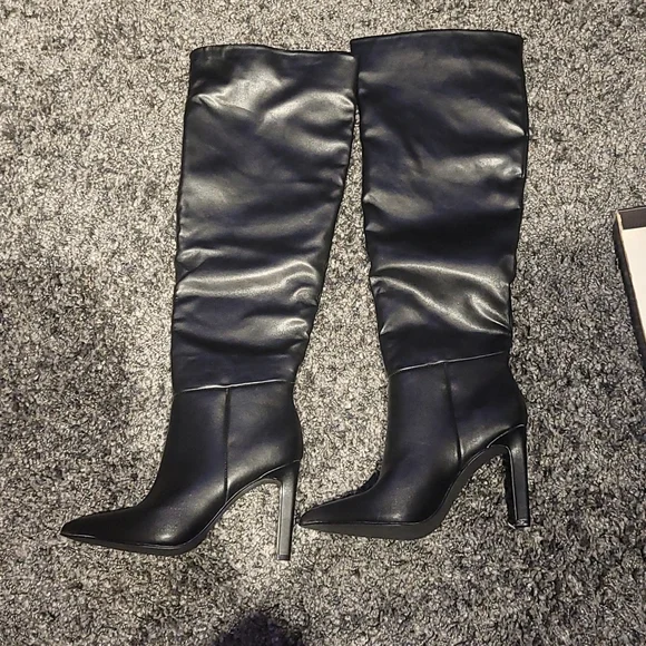 JustFab Shoes Size Black Justfab Over The Knee Boots Poshmark